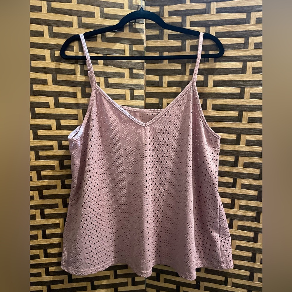 SHEIN pink eyelet tank women’s 2x plus